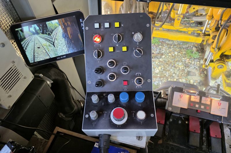 BAM Stopmachine met het fabrieksnummer 1214 en het UIC-nummer 99 84 942 8 702-7.